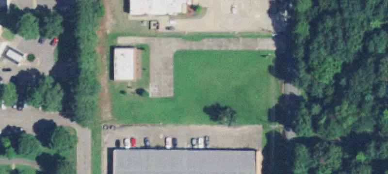1401 Lynn Ln