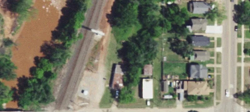 100 College Ave
