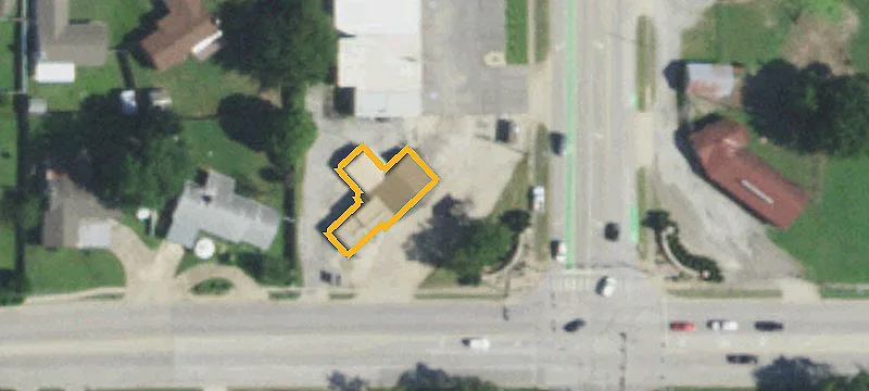 1822 Main St