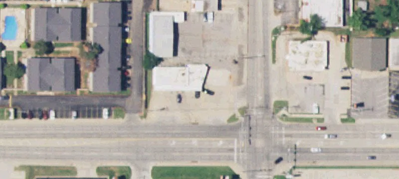 601 Vandament Ave