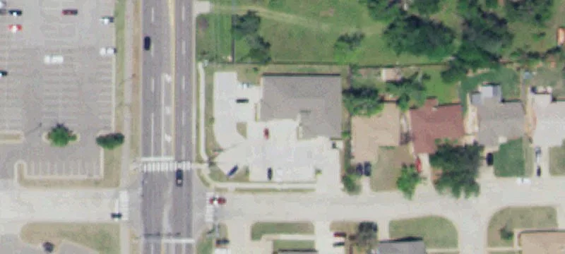 2212 Post Rd