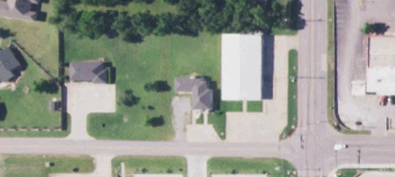1610 Elm St