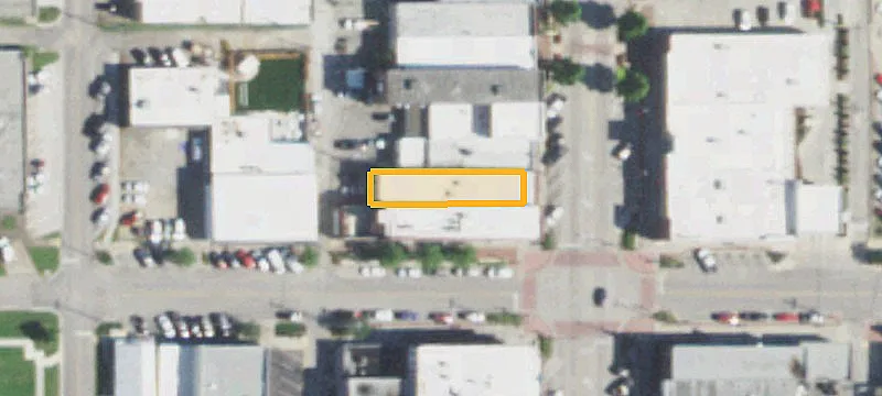 124 Main St