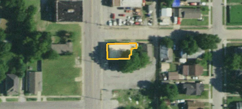147 Lewis Ave