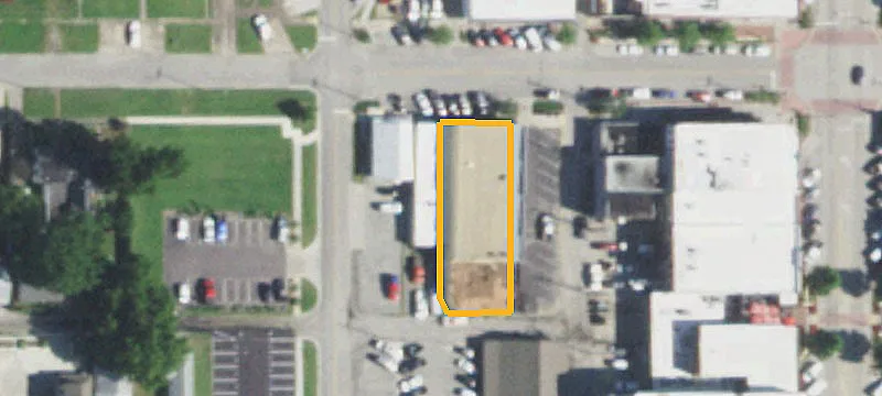 121 Commercial St