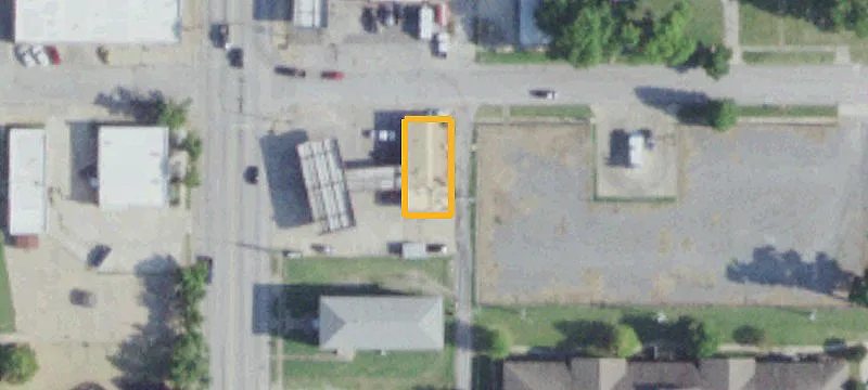 421 Main St