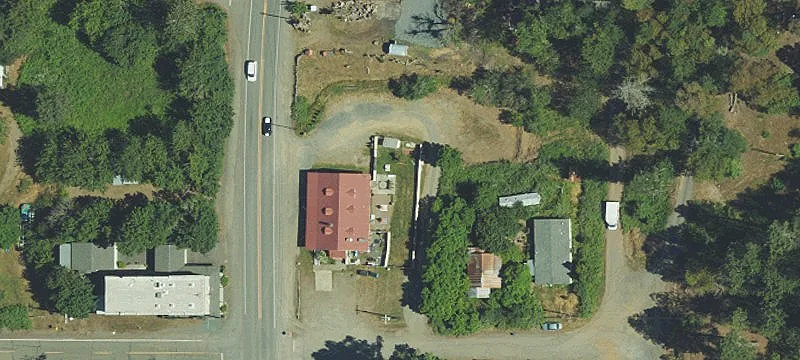 24099 Redwood Hwy