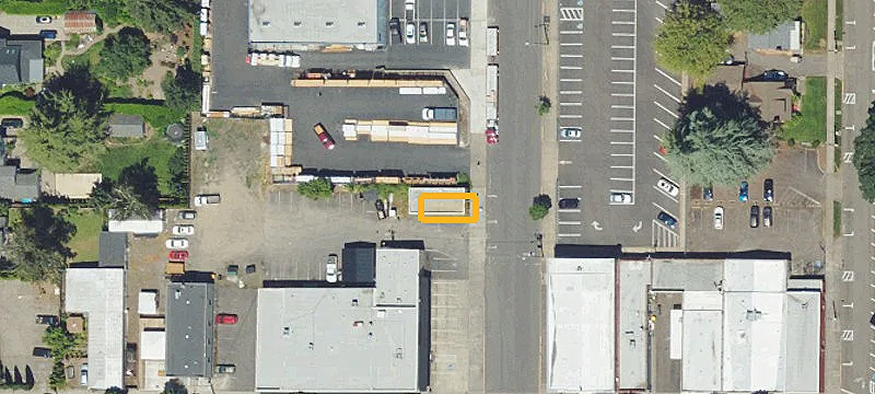 2114 Main St
