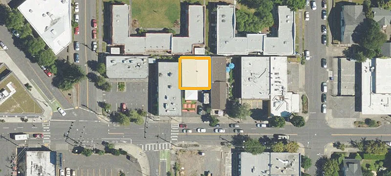 2105 Division St