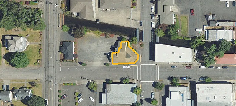 411 2nd Ave