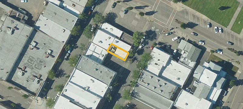 428 Main St