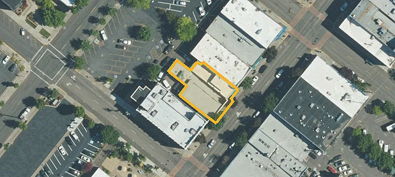 617 Main St