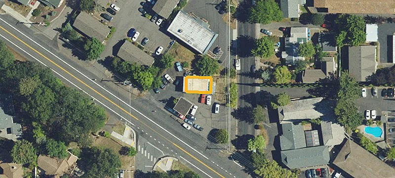 1765 Siskiyou Blvd