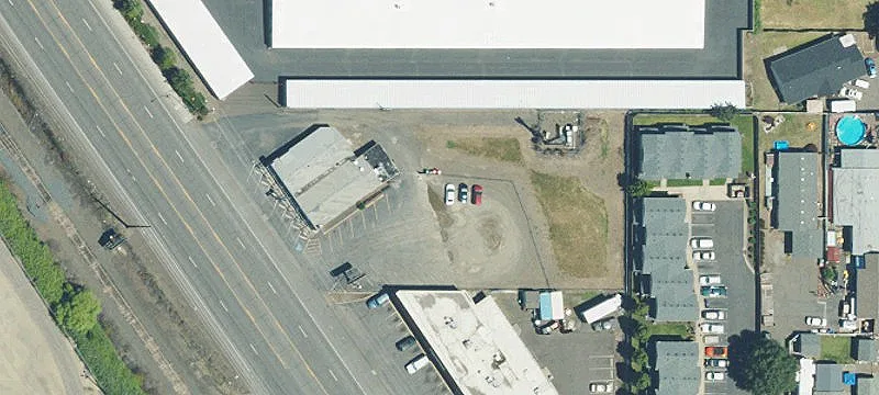 3338 Pacific Hwy