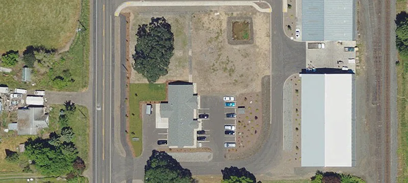 32909 Hwy 99e