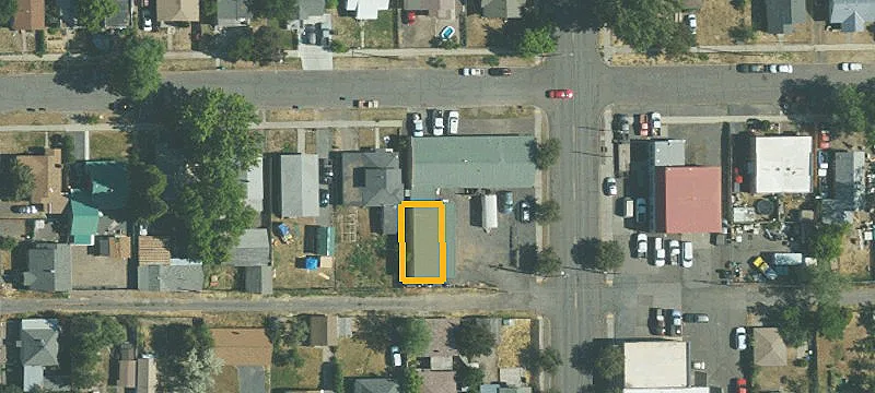 1200 Main St