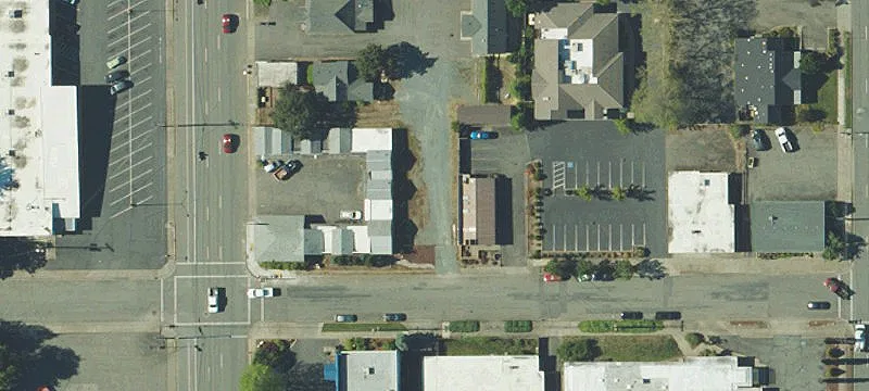 Manzanita Ave