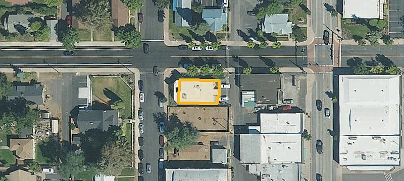 200 7th St