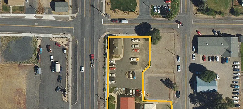 8392 Hwy 97