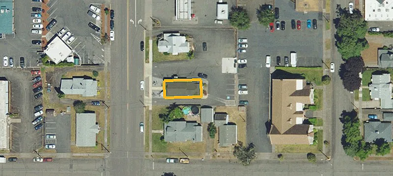 1062 Main St