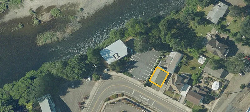 500 Douglas Ave