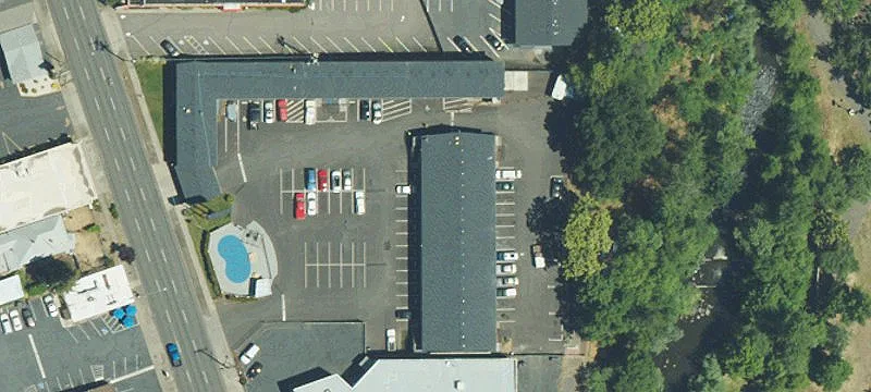 500 Riverside Ave