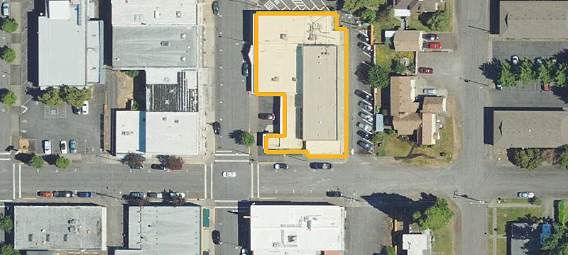 318 3rd Ave