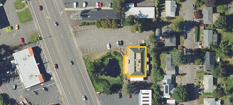 3330 Commercial SE St