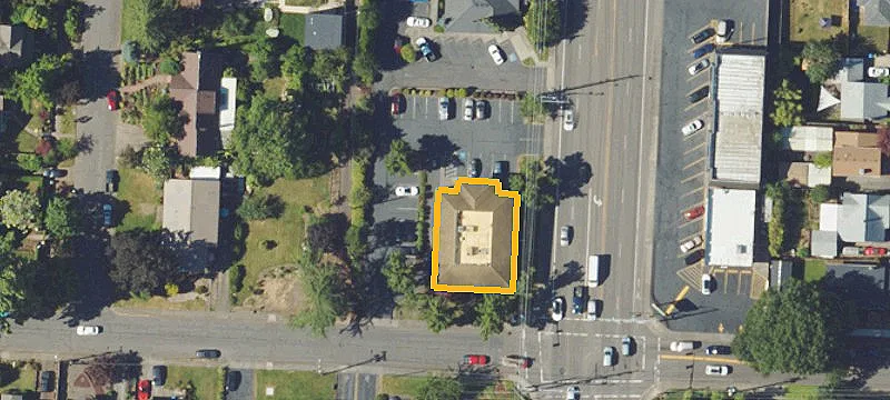 1995 Commercial SE St