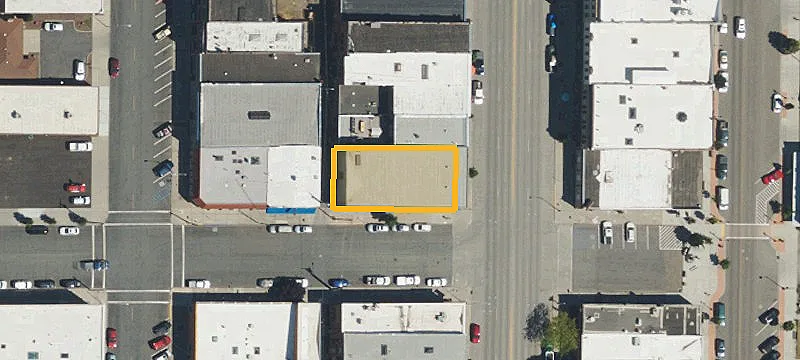 1901 Main St