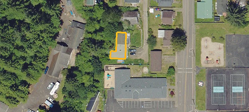 861 Burch Ln