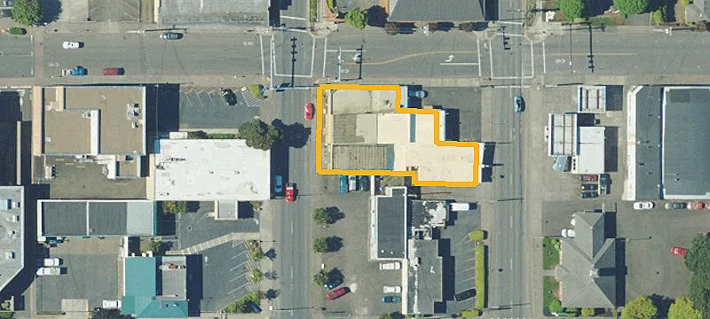 405 Main Ave