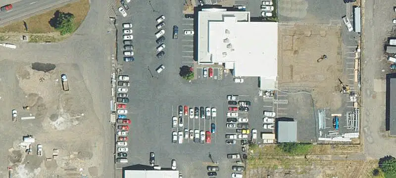 830 Hwy 99w