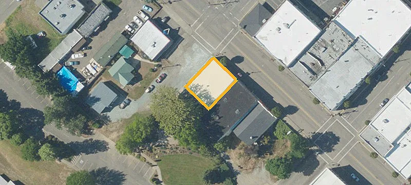 236 Main St