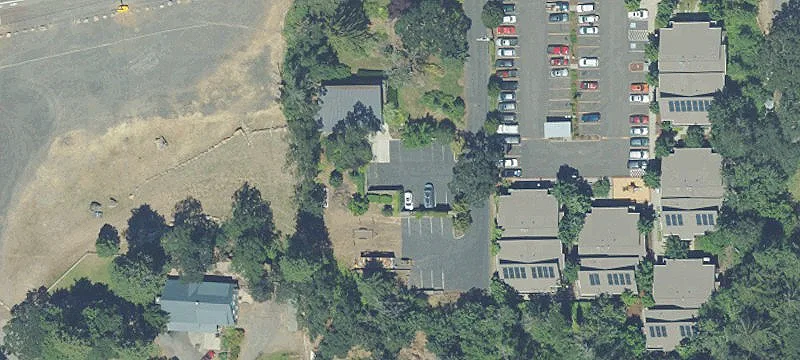 3235 Cascade Ave
