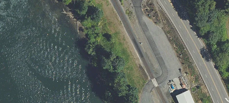 21401 Hwy 99e