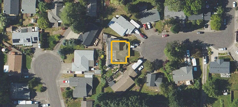 377 Treglown Ct