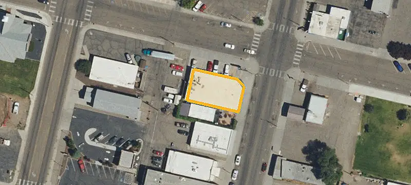 111 1st St