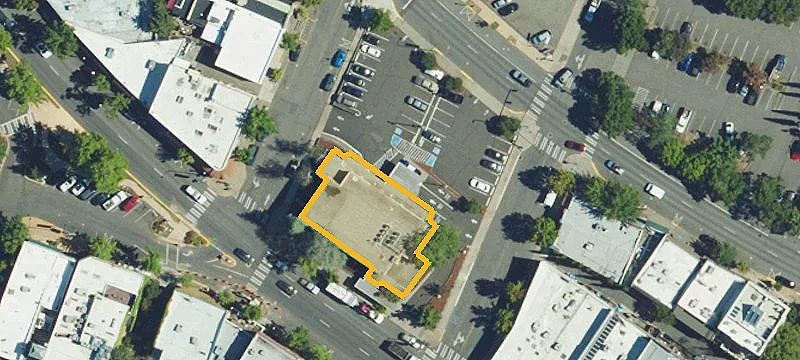 67 Main St