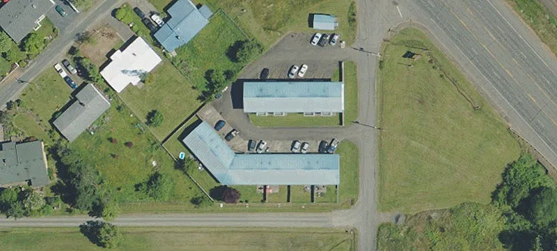 32000 Pineway Rd