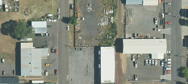 609 Broad St