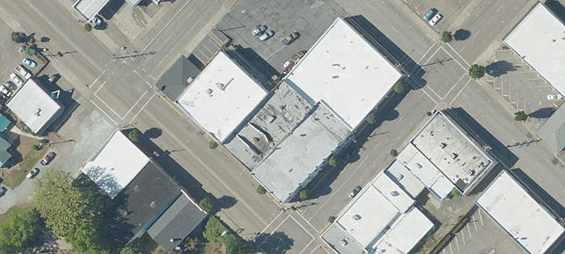 211 Main St