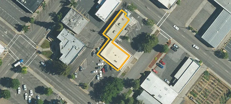 521 Walnut Ave