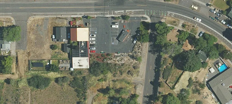 2110 Oregon Ave