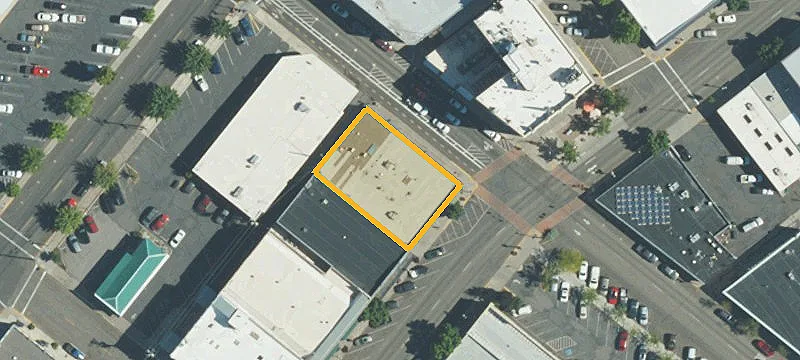 837 Main St