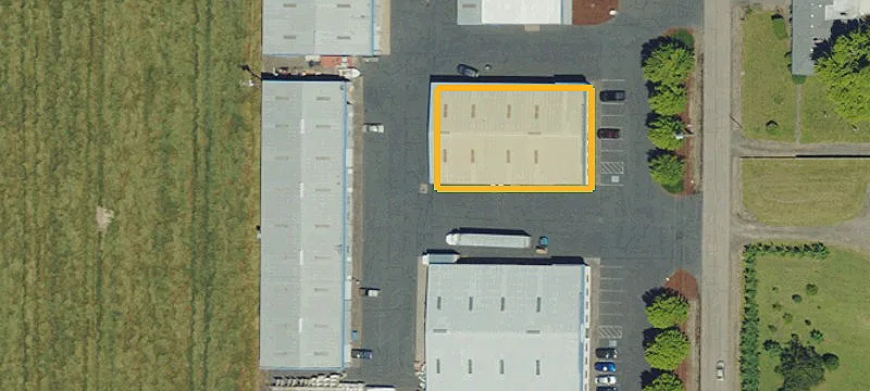2500 3rd Lks SE Rd