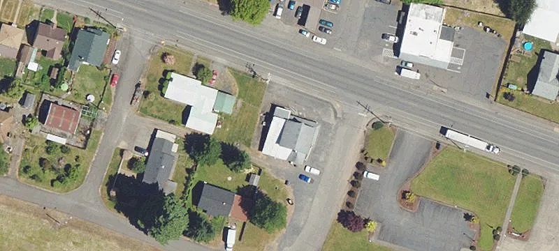916 Main St