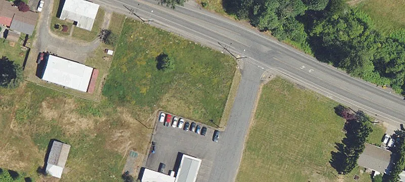 1324 Main St