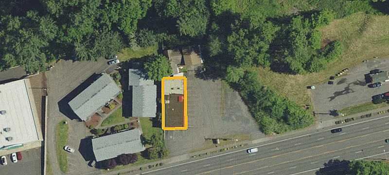2434 Main St