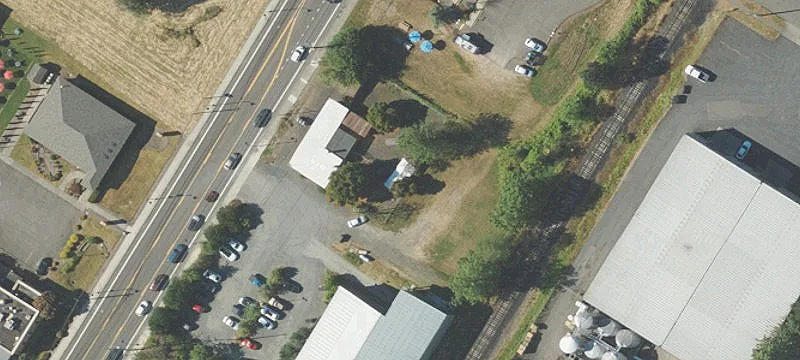 575 Hwy 99w